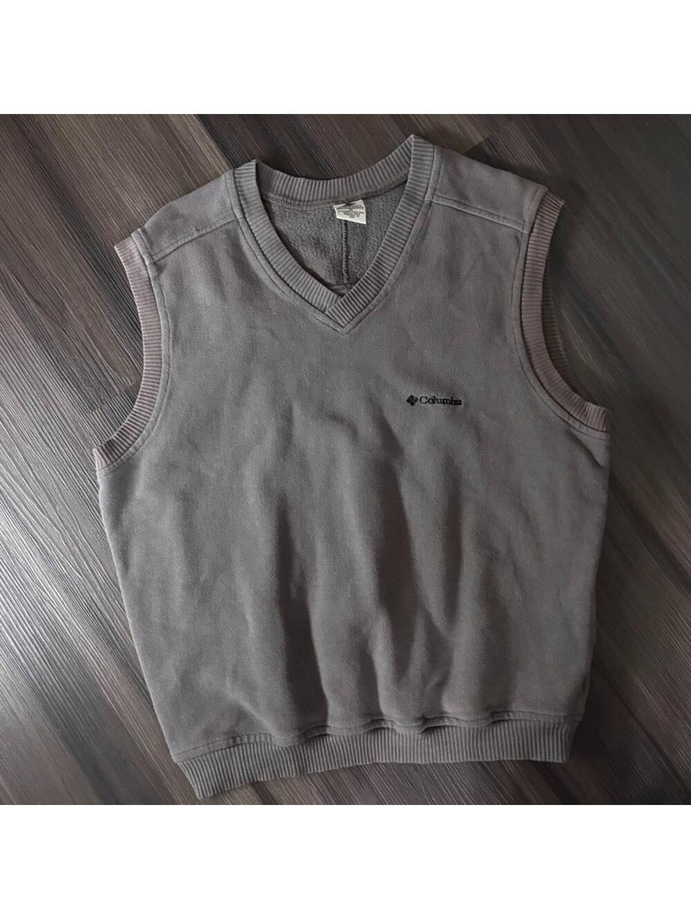 Vintage Columbia Sweater Vest Size Medium Solid Gray V-Neck